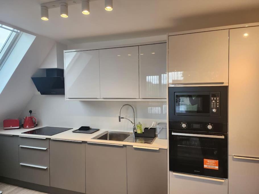 Paradigm Court, Brand New 1-Bedroom Flat Оксфорд Экстерьер фото